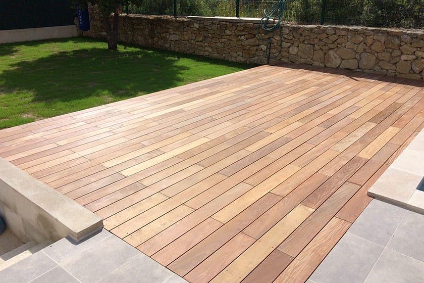 terasse en bois exotique